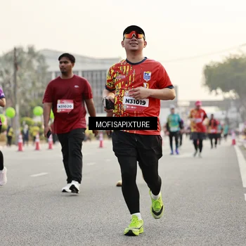 Runner Photo 5904177