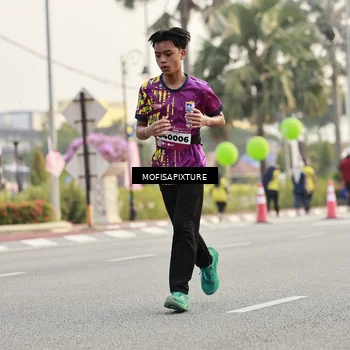 Runner Photo 5904180