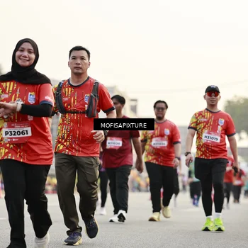 Runner Photo 5904181