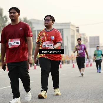 Runner Photo 5904186