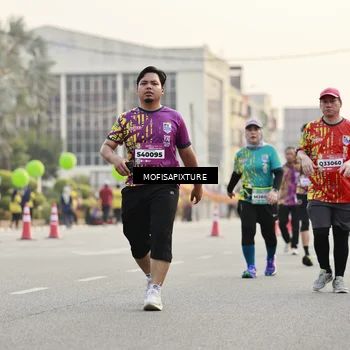 Runner Photo 5904198