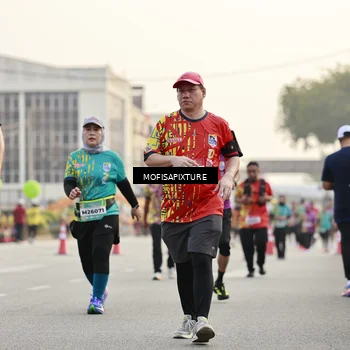 Runner Photo 5904201