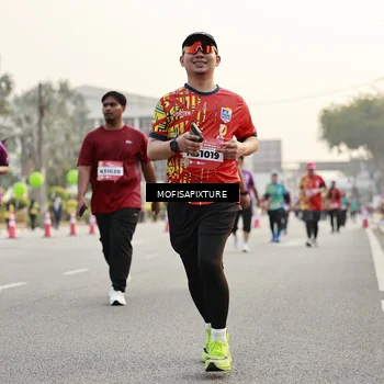 Runner Photo 5904202