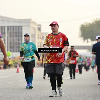 Runner Photo 5904206