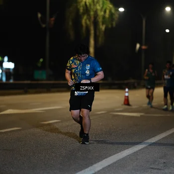 Runner Photo 5904207