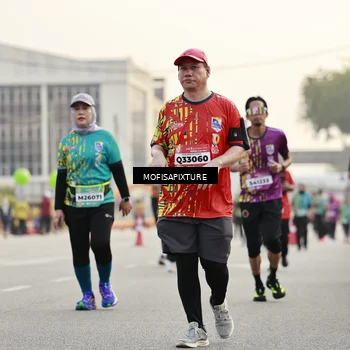 Runner Photo 5904215