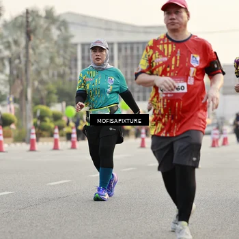 Runner Photo 5904231