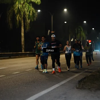Runner Photo 5904253
