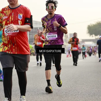 Runner Photo 5904262