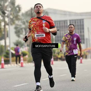Runner Photo 5904267