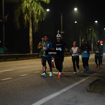Runner Photo 5904273
