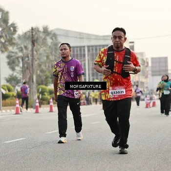 Runner Photo 5904285
