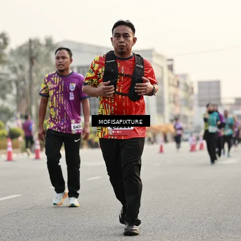 Runner Photo 5904289