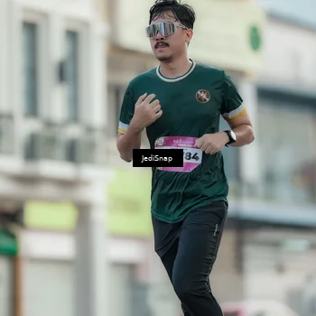 Runner Photo 5904296