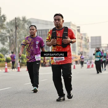 Runner Photo 5904297