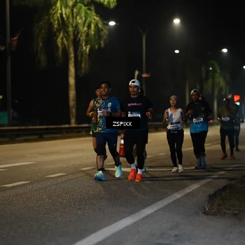 Runner Photo 5904305