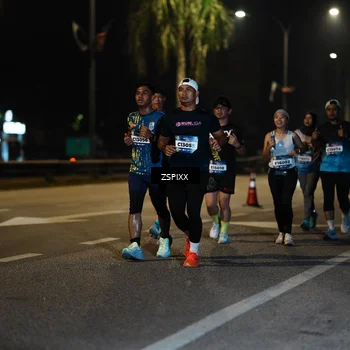 Runner Photo 5904312