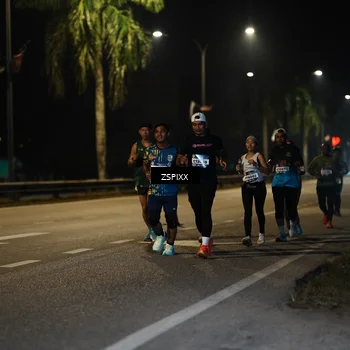 Runner Photo 5904322