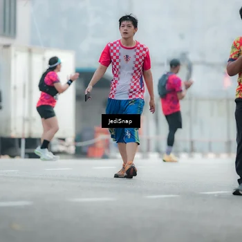 Runner Photo 5904339