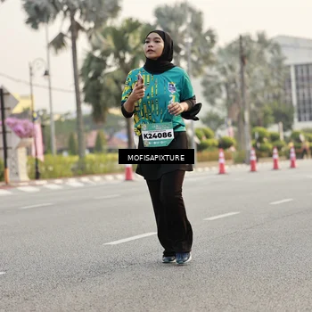 Runner Photo 5904343