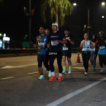 Runner Photo 5904353