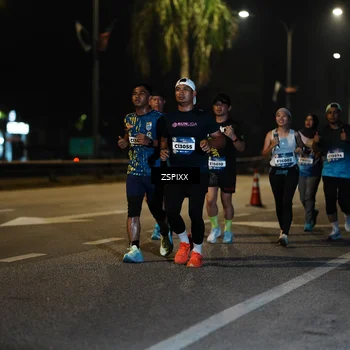 Runner Photo 5904363