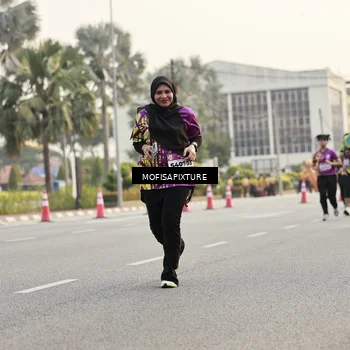 Runner Photo 5904365