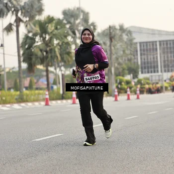 Runner Photo 5904374