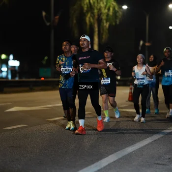 Runner Photo 5904377