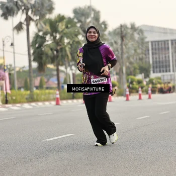 Runner Photo 5904380