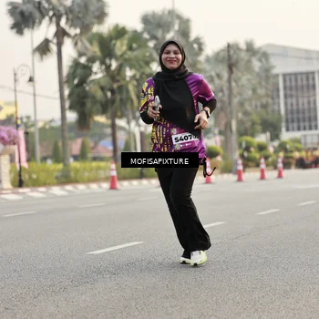 Runner Photo 5904381