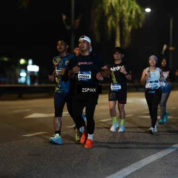 Runner Photo 5904388