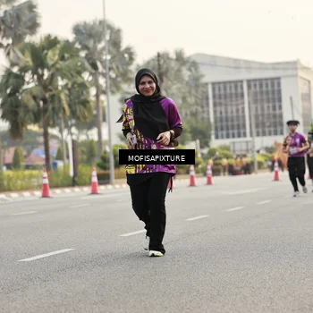 Runner Photo 5904391
