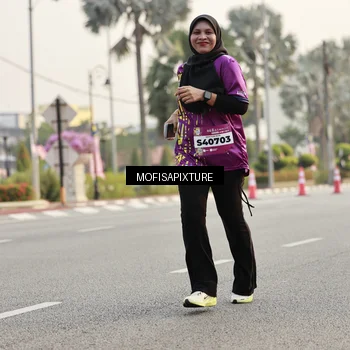 Runner Photo 5904395