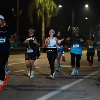 Runner Photo 5904396