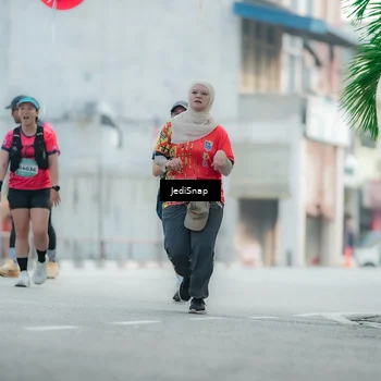 Runner Photo 5904417