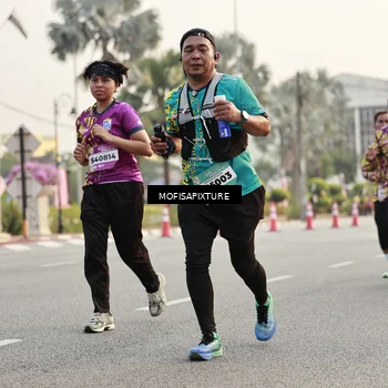 Runner Photo 5904435