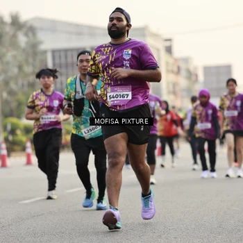 Runner Photo 5904440