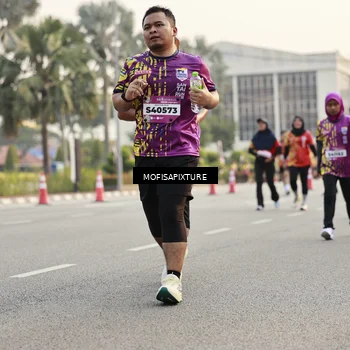 Runner Photo 5904457