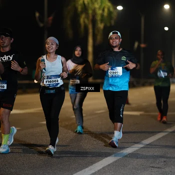 Runner Photo 5904465