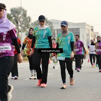 Runner Photo 5904494