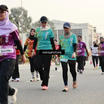 Runner Photo 5904498