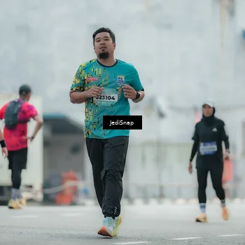 Runner Photo 5904500