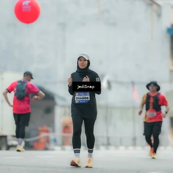 Runner Photo 5904513