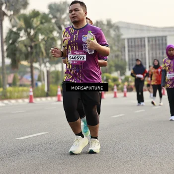 Runner Photo 5904526