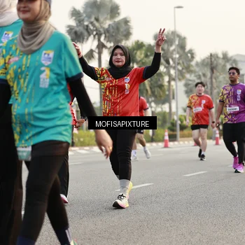 Runner Photo 5904540