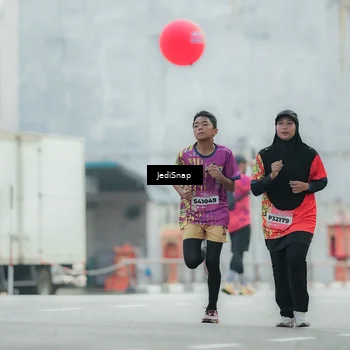 Runner Photo 5904580