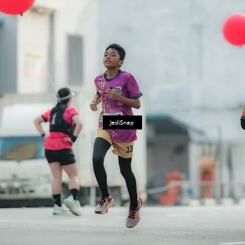 Runner Photo 5904618
