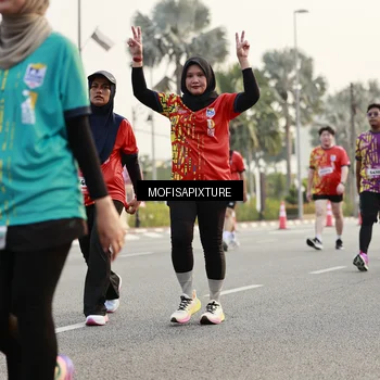 Runner Photo 5904626