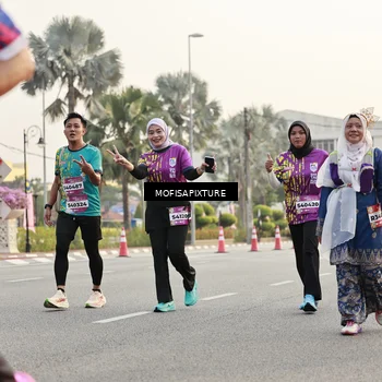 Runner Photo 5904668